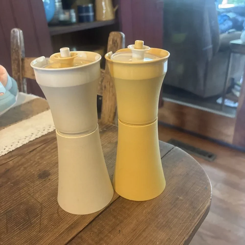 Vintage Tupperware 1246 Oil & Vinegar Cruet Set Dressing Dispensers With Lids